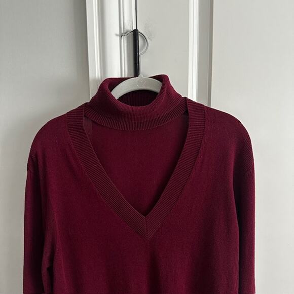 Tome NYC Merino Wool Blend Neck Cut-Out Turtleneck Burgundy Sweater Medium - Picture 5 of 11